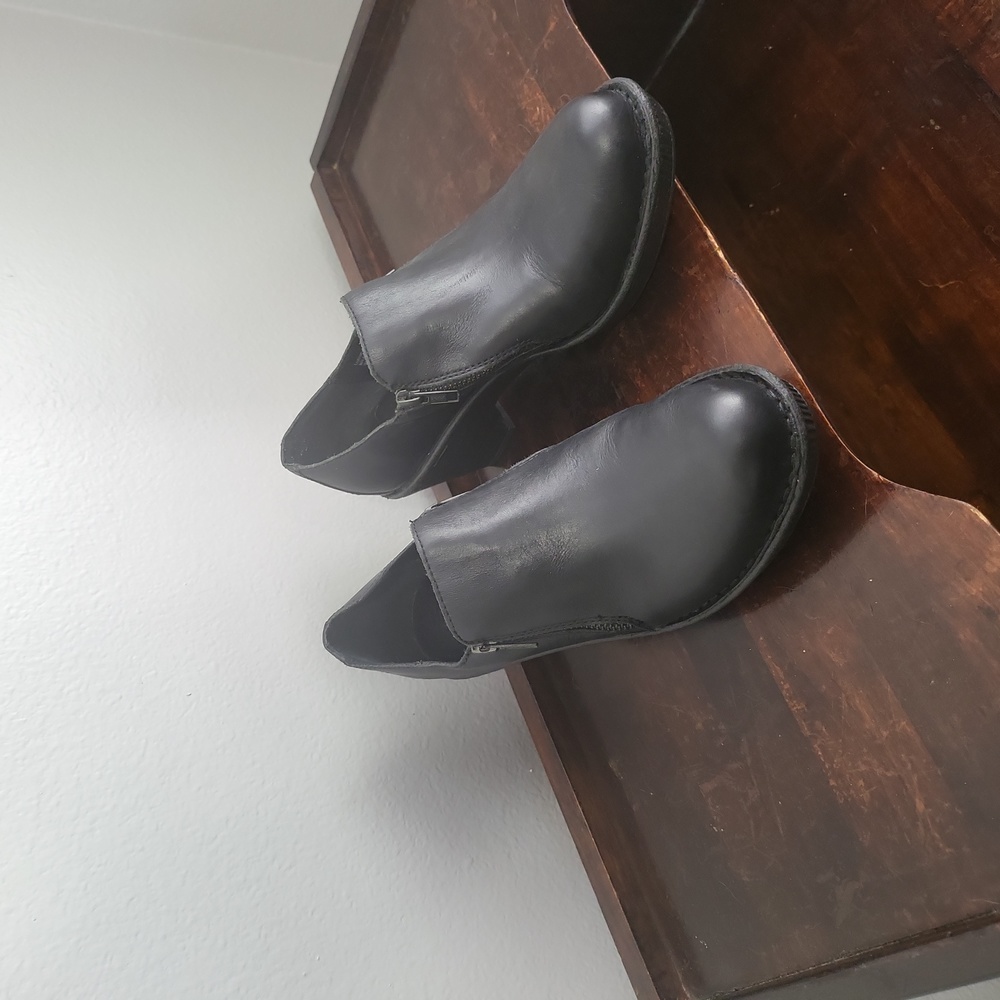 Born, shoes, black, size 10